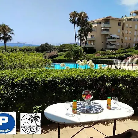 T2 Vue 48m2 Terrasse Parking Piscine Apartment *